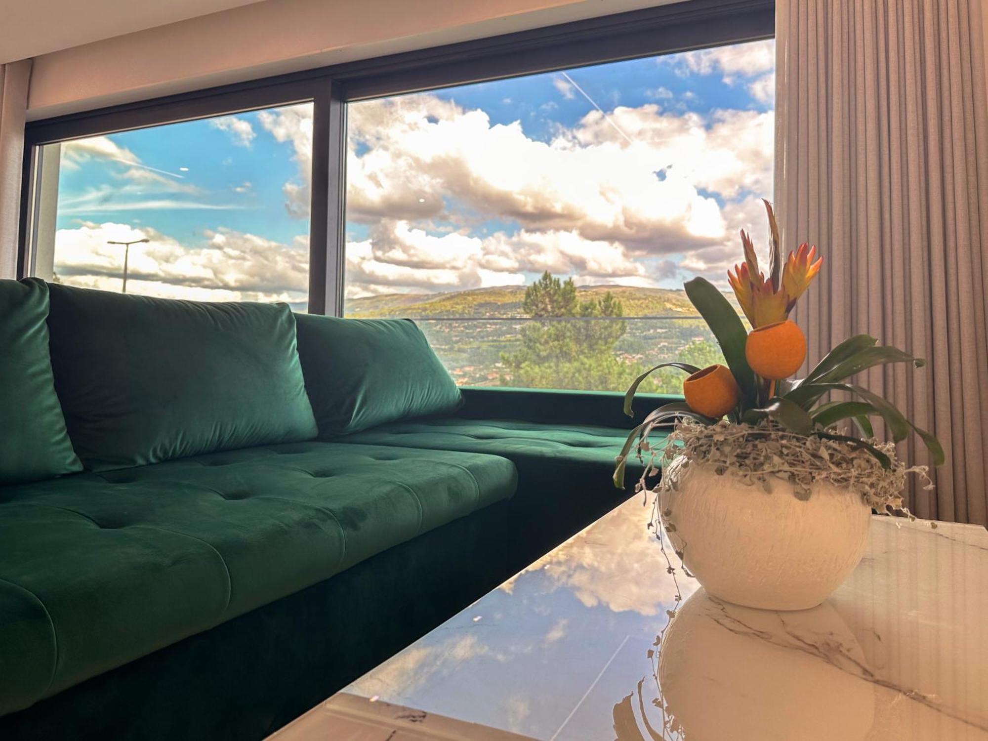 Flora Guest House Marco de Canavezes Extérieur photo